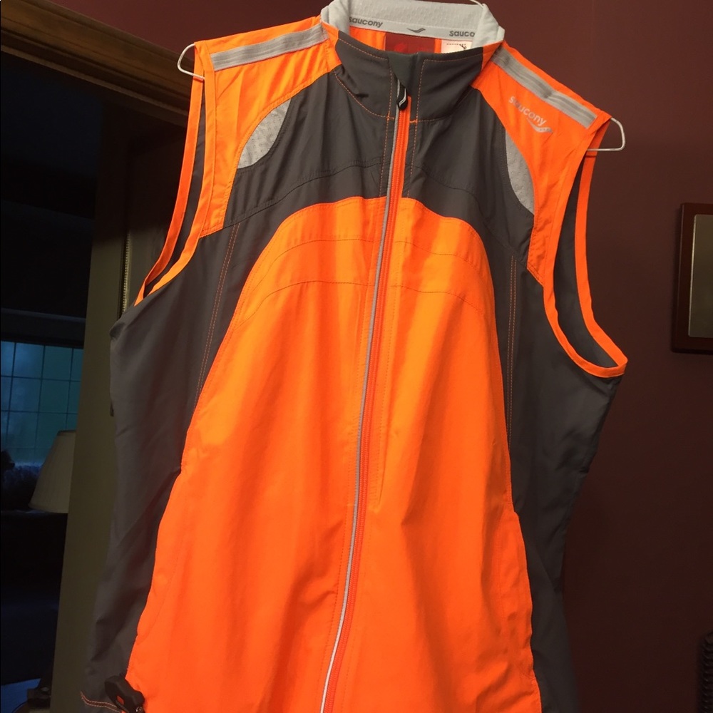 Reflective women’s running/biking vest